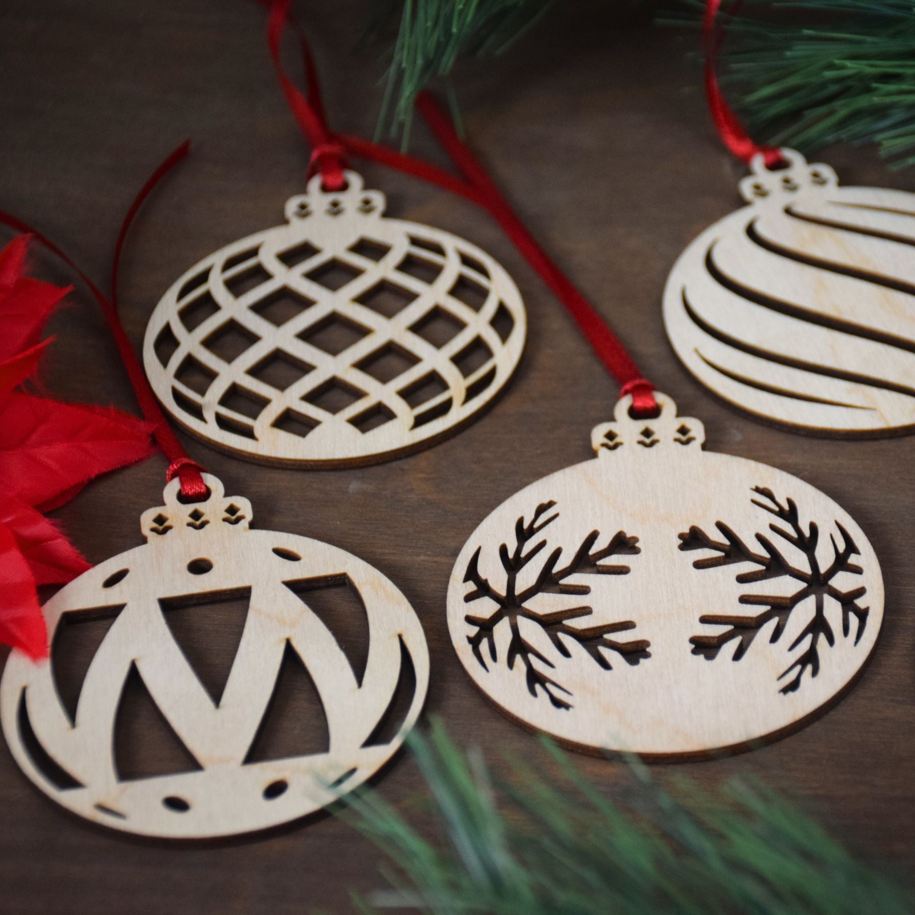 Round Christmas Ornaments - Multiple Styles